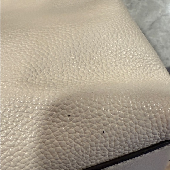 Michael Kors Joan Large Slouchy Leather Shoulder Bag in light cream - Picture 10 of 12